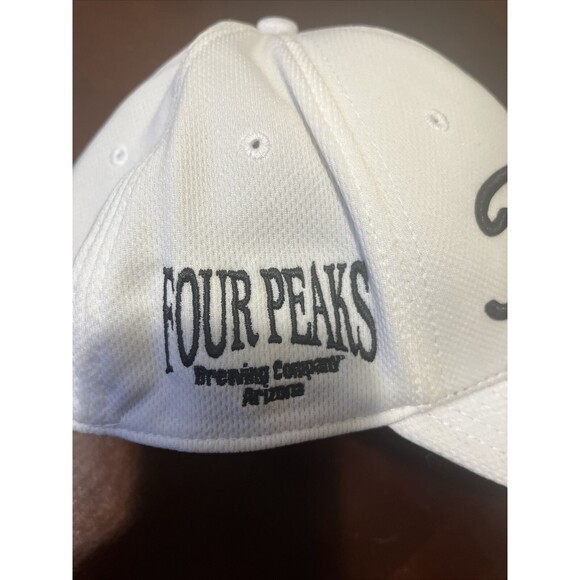 Titleist Hat Cap White Black Four Peaks Brewing  Stretch Golf Outdoors - Picture 2 of 4